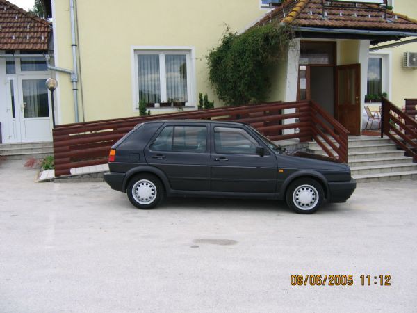 VW Golf GTD 59 kW - foto