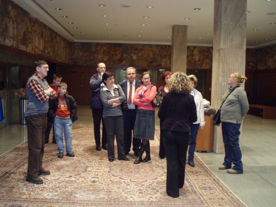 Dan odprtih vrat v slovenskem parlamentu 2009 - foto povečava