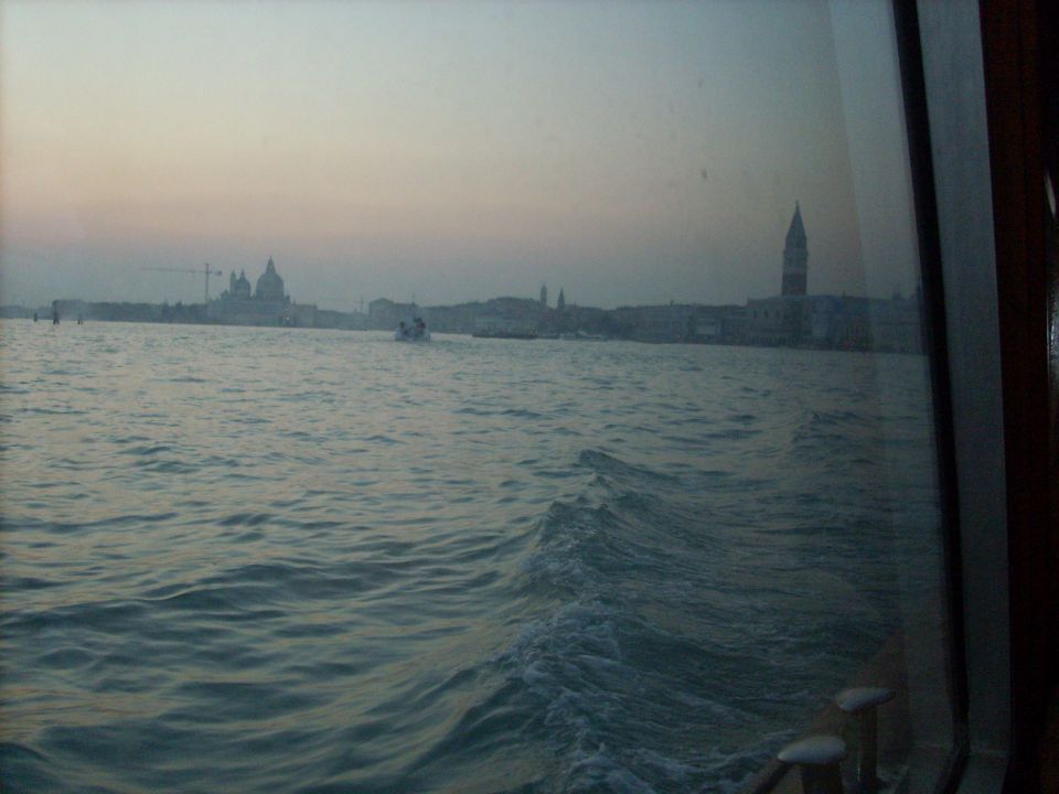 Benetke 13. 2. 2010 - foto povečava