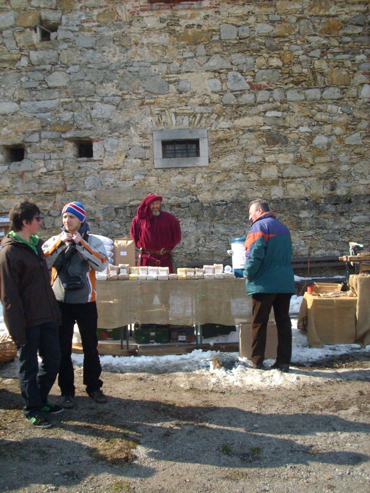 Gregorjev sejem na Veseli Gori 13.3.2010 - foto povečava