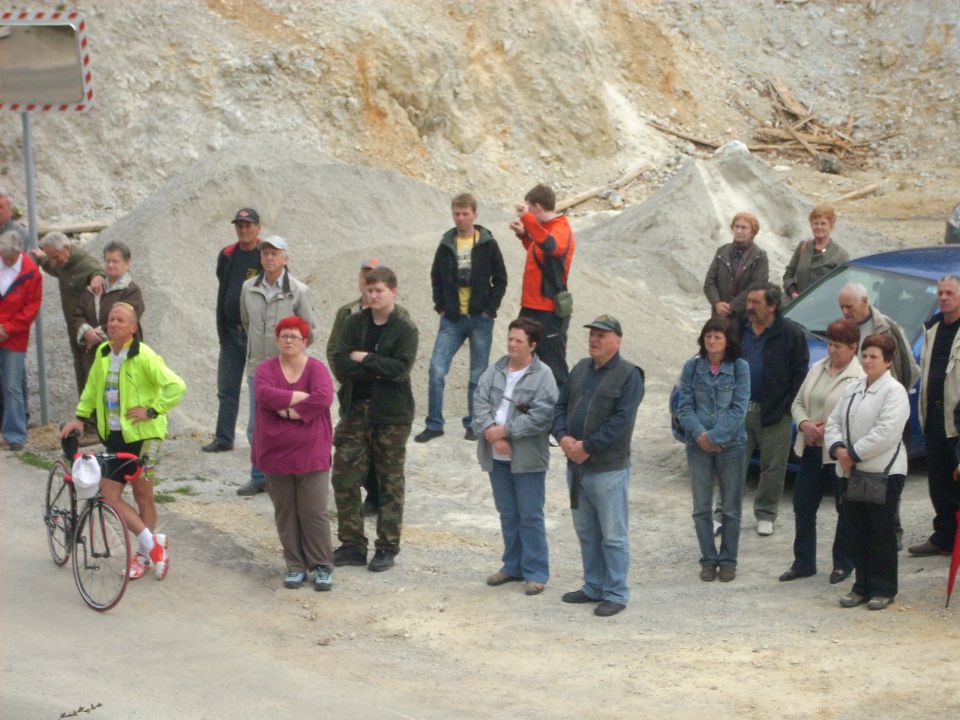 27.4.2010  Javorski pil - foto povečava