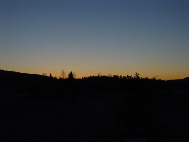 Godovič Šebalk - Sončni vshod 21. 11. 04 - foto povečava