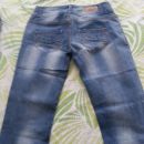 Od zadaj - Jeans kapri hlače št. 170