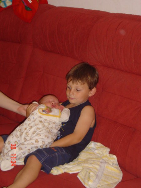 moj ponosni bratec