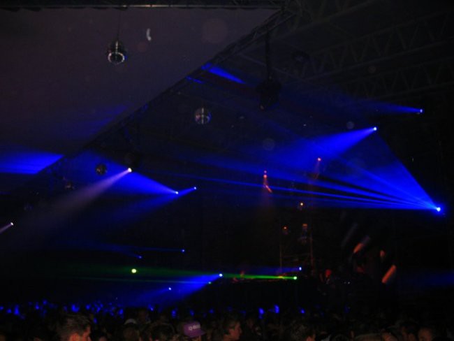 Q-base 2008 - foto povečava