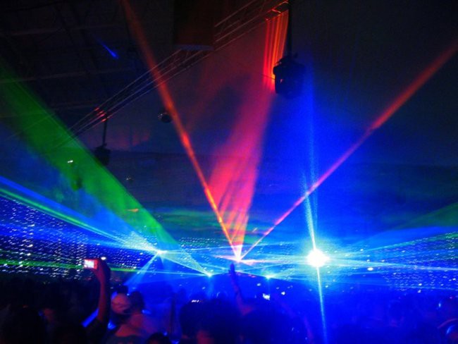 Q-base 2008 - foto povečava