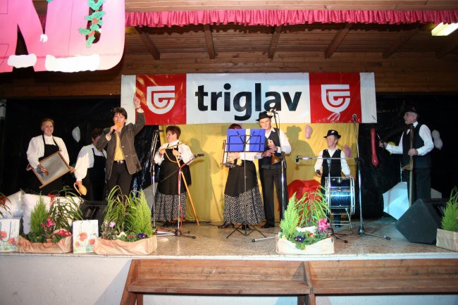 KONCERT OB DNEVU ŽENA 2007 (Križevci na Gorič - foto povečava