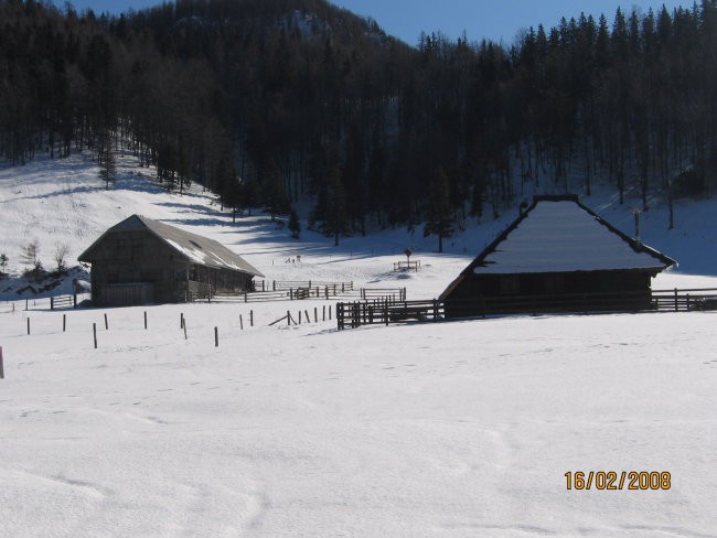 Zimski počitek planine Dol