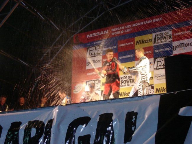 4X & DH wc (Pohorje 2007) - foto povečava