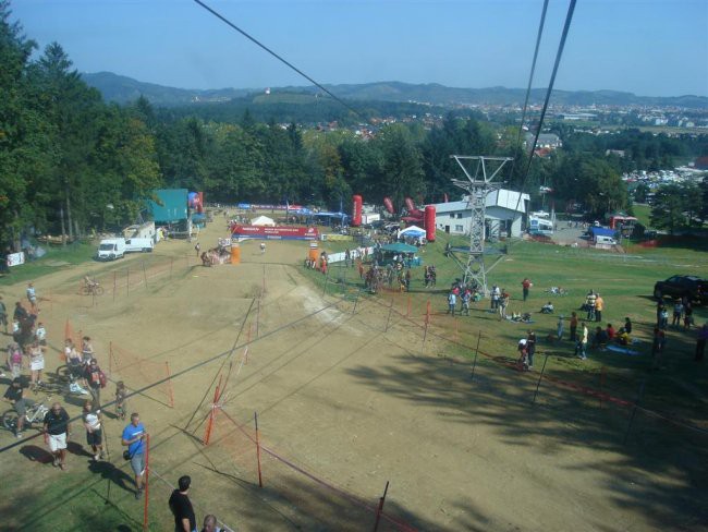 4X & DH wc (Pohorje 2007) - foto povečava