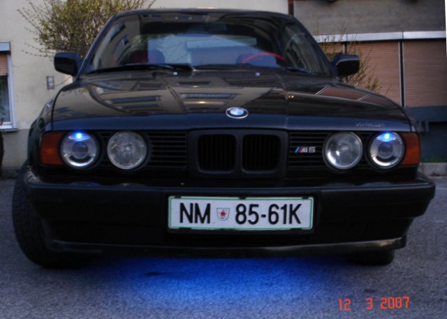 BMW 518i - foto