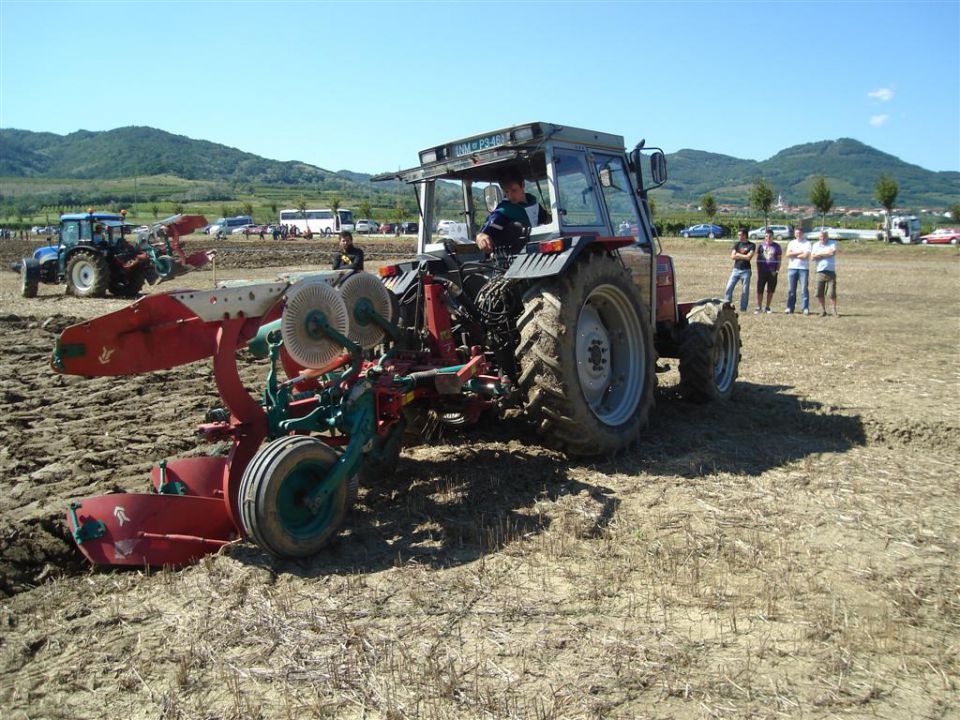 Državno tekmovanje v oranju 2010- Vipava - foto povečava