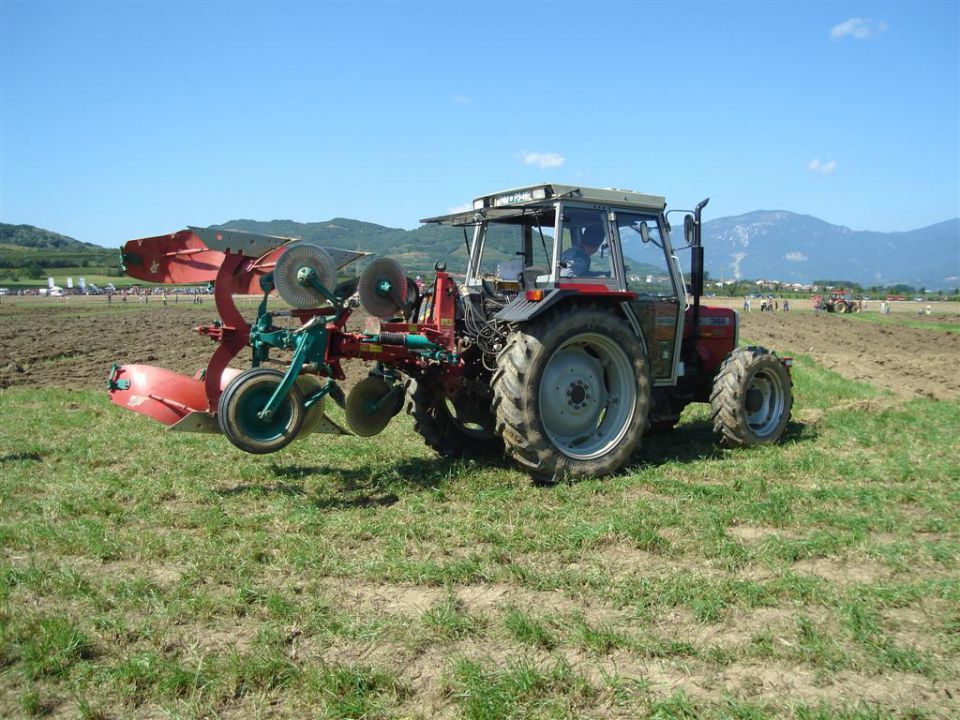 Državno tekmovanje v oranju 2010- Vipava - foto povečava