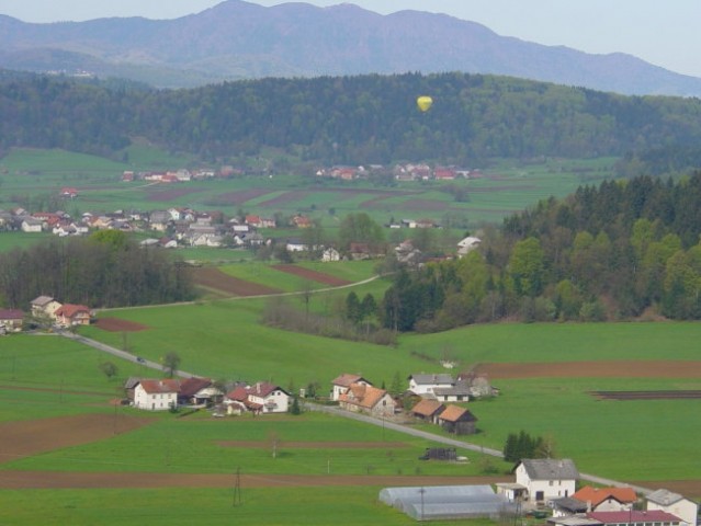 Pogled z balona - foto
