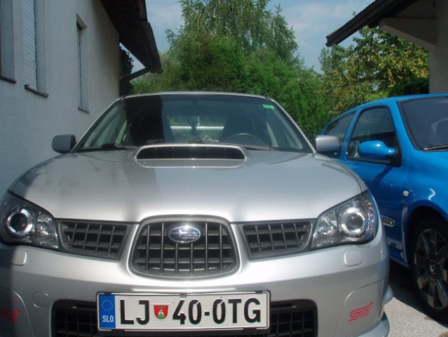 Impreza STi prodrive - foto