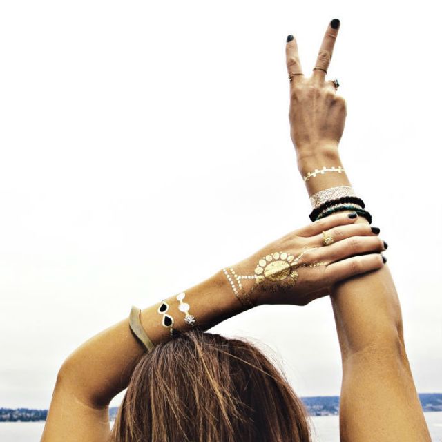 SVETLEČI FLASH TATTOO  3 Eur  (vklj.ptt) - foto