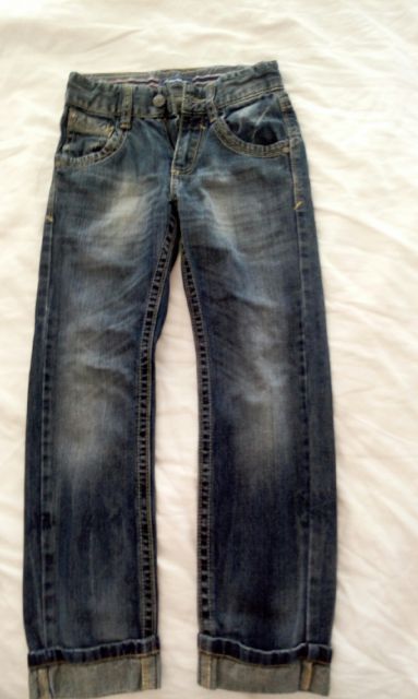 Jeans hlače s oliver 122 128   8eur