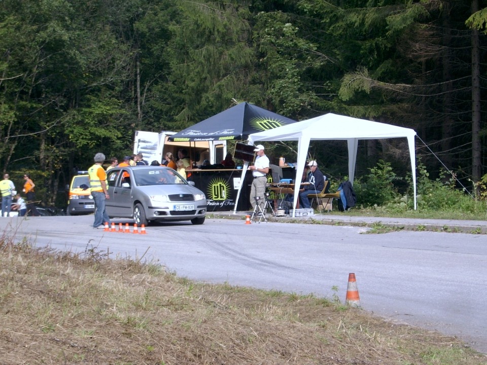 Avtoslalom - foto povečava