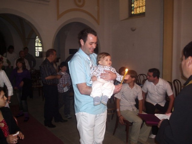 Z botrom v cerkvi-krst