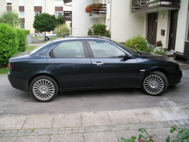 Alfa Romeo 156 - foto