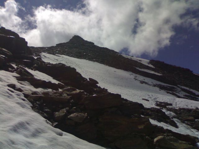 Vzpon na 3100 m. visoko campo tencio-švica - foto