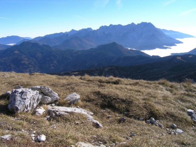 Dolga njiva-Tolsta Košuta-Košutnikov turn - foto