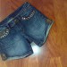 Jeans kratke hlače št. 36, nikoli nošene, drag, a zame žal zgrešen nakup :), sprednja stra