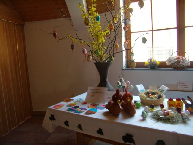 Velikonočni pirhi - utrinki iz razstave  v SL - foto