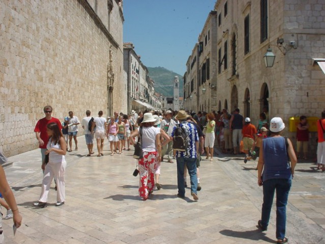Main street in Dubrovnik, high prices, the only place along Croatian coast with a lot of A