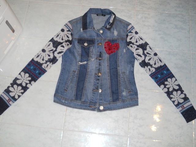 Desigual jeans jaknica št. 38 (ustreza bolj 36) 27 eur