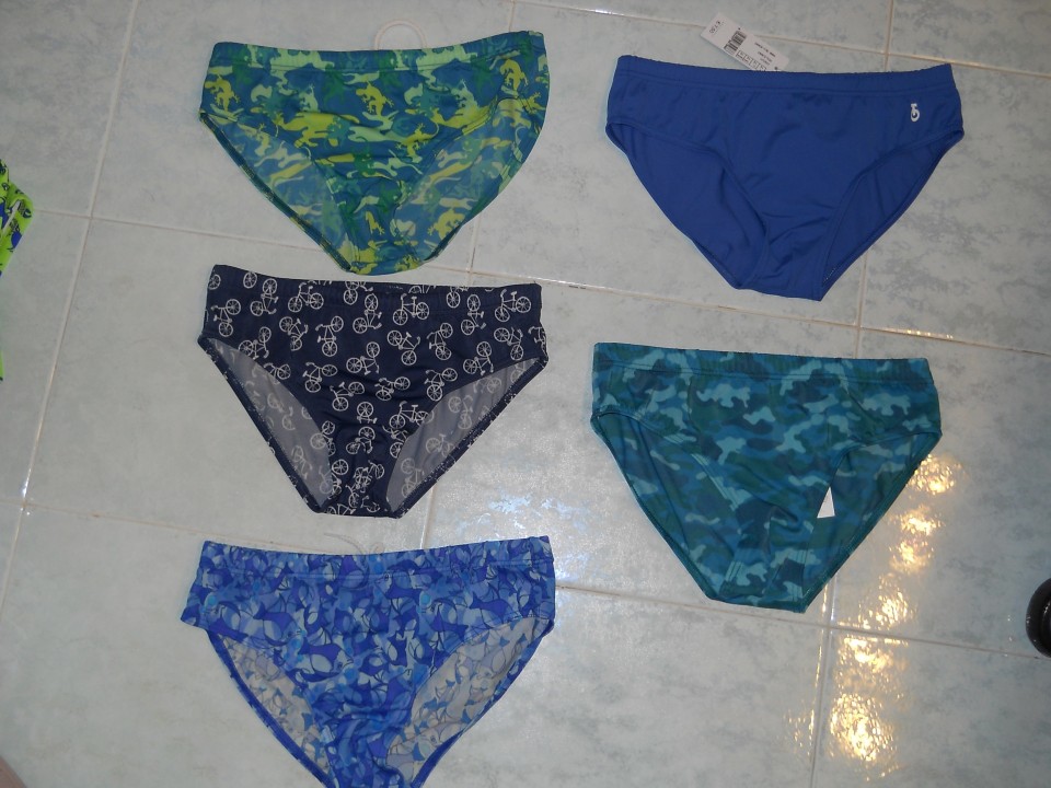 Calzedonia 14 let (ustrezajo bolj 146-152)