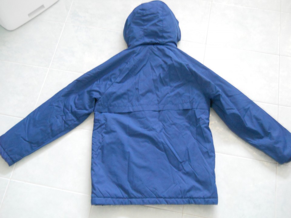 H&M bundica 158, 9,5 eur