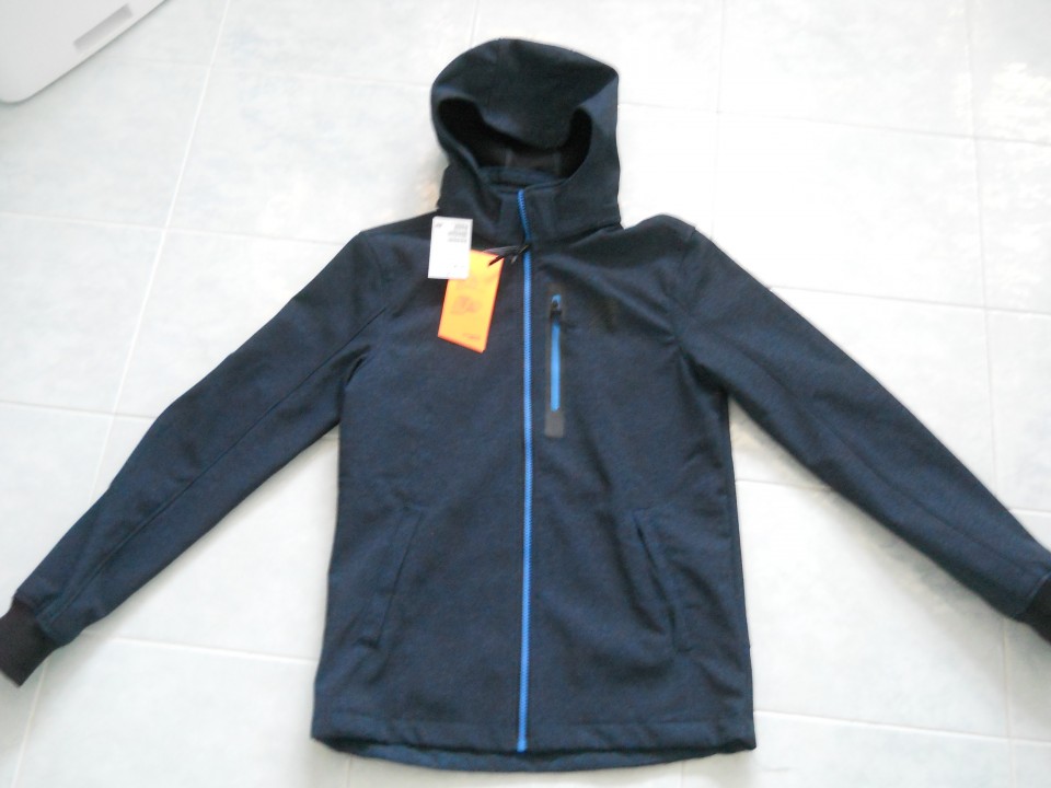 H&M nov softshell 164 (ustreza tudi 152-158) 17,5 eur