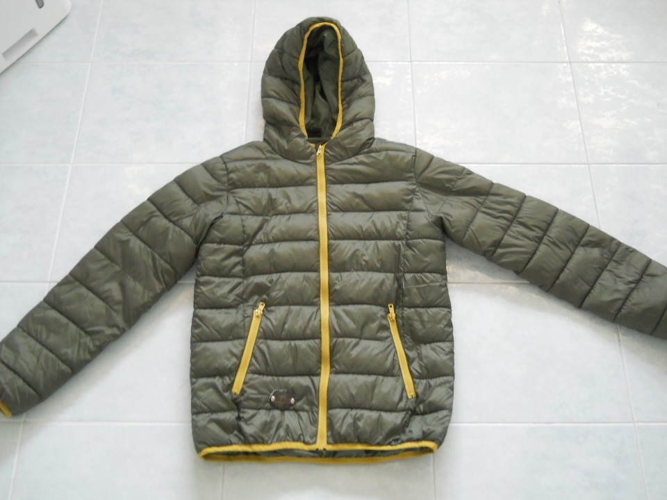 Prešita bunda 164 (tudi 152-158) 3 eur