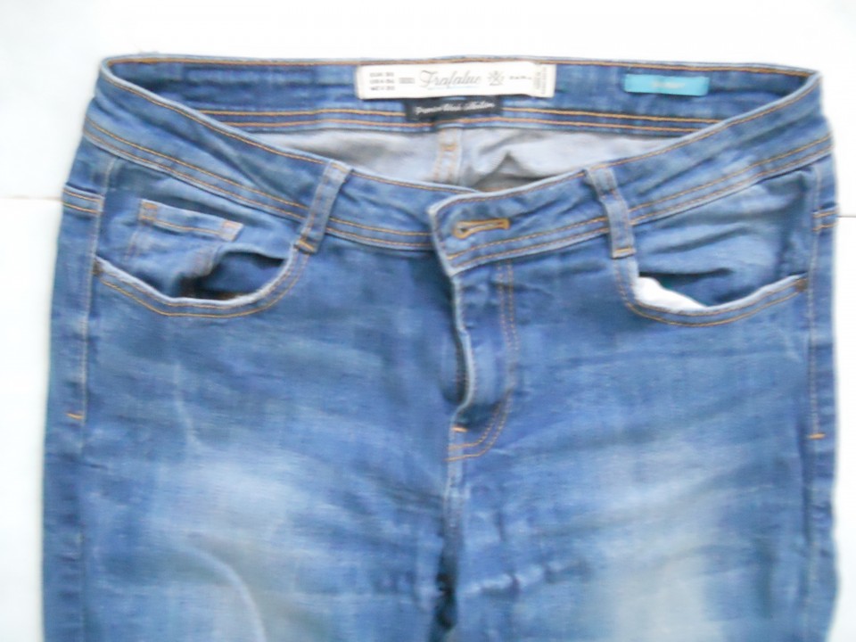Zara kavbojke 38, skinny 38 (ustrezajo 36)