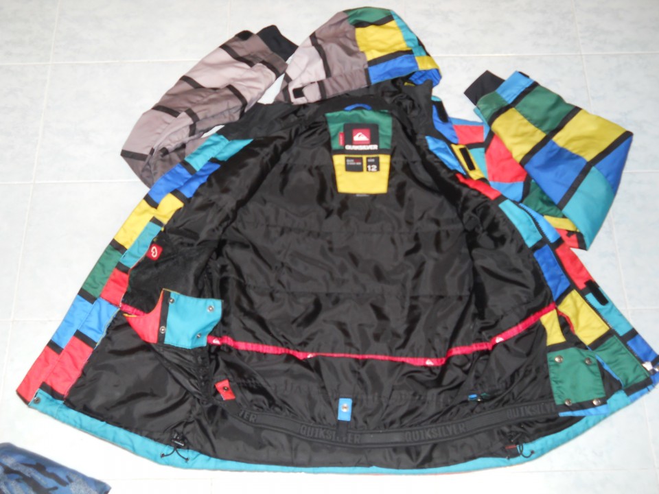 Quicksilver smučarska bunda 164 (12) 3,5 eur
