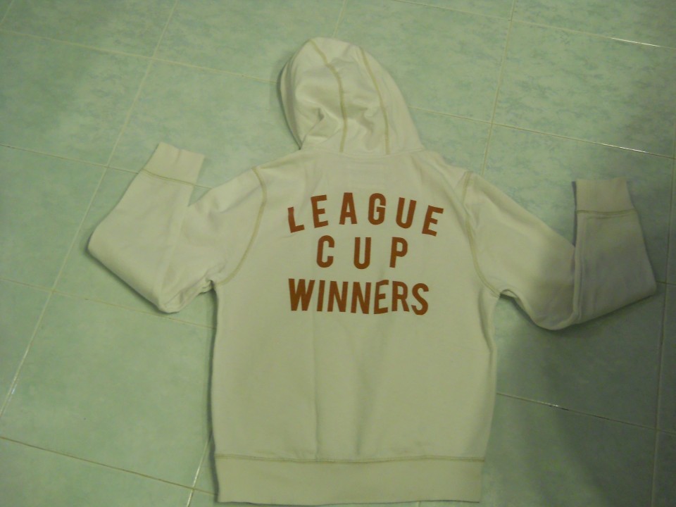 Next bel (bež) kapucar 14 (164, ustreza tudi za 146-152-158) 3 eur