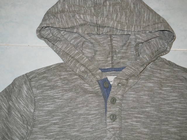 H&M 146-152 2 eur