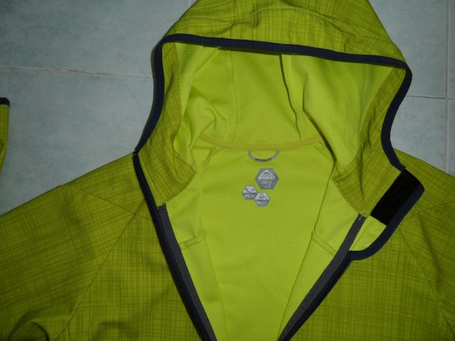 McKinley softshell 164 8,5 eur