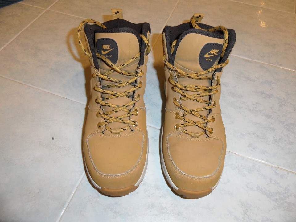 Nike Manoa zimski fantovski čevlji št. 40,5 6,5 eur