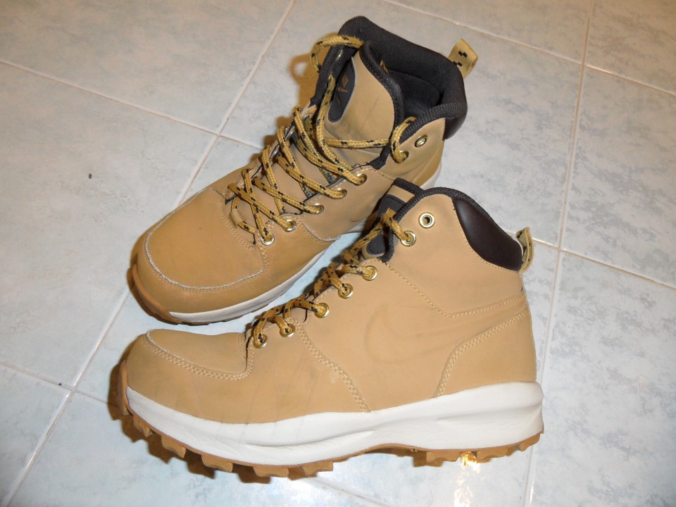 Nike Manoa zimski fantovski čevlji št. 40,5 6,5 eur