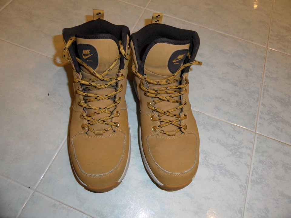 Nike Manoa zimski fantovski čevlji št. 40,5 6,5 eur