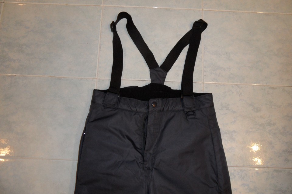 Crivit smučarske hlače 146-152 (so kar velike, bolj 152) 6 eur