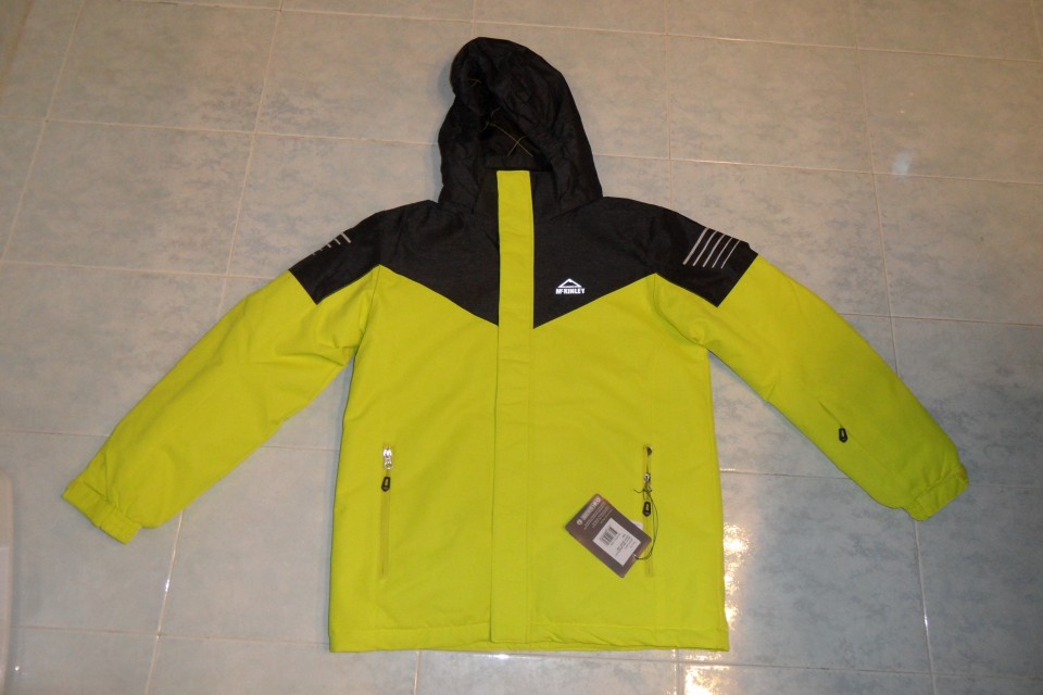 McKinleyl smučarska bunda 164 nova z etiketo 23 eur