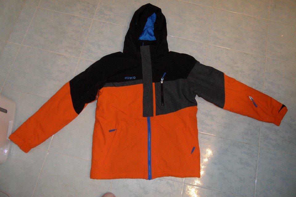 Etirel smučarska bunda 164, 17 eur
