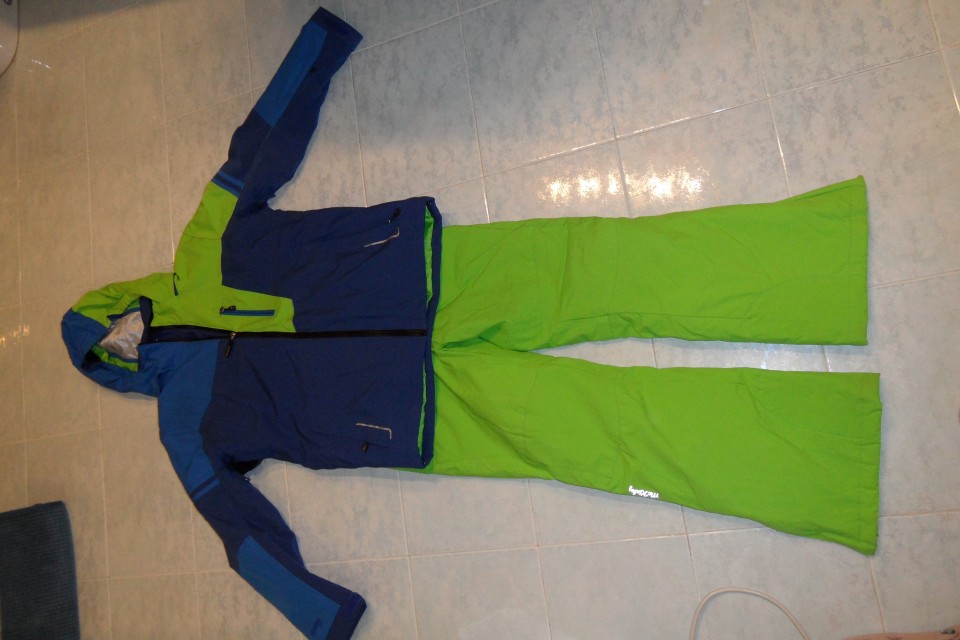 Komplet McKinley bunda + hlače  164 (14 let)