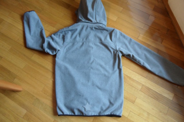 Softshell YFK 158-164 (12-14) 10,5 eur