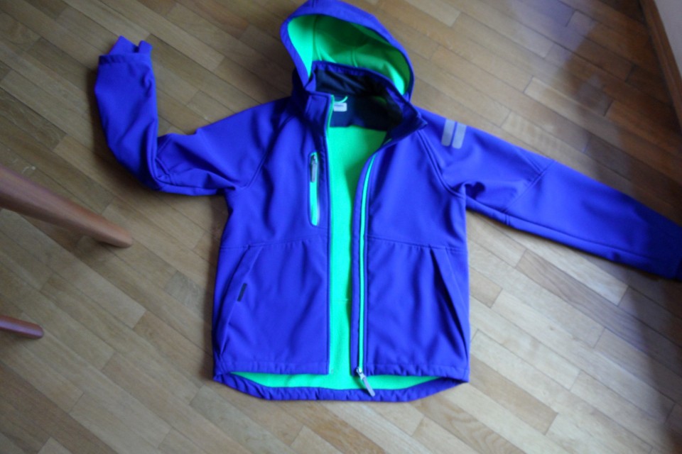 H&M softshell 158 (12-13) 16,5 eur