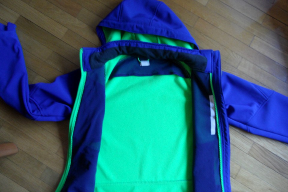 H&M softshell 158 (12-13) 16,5 eur