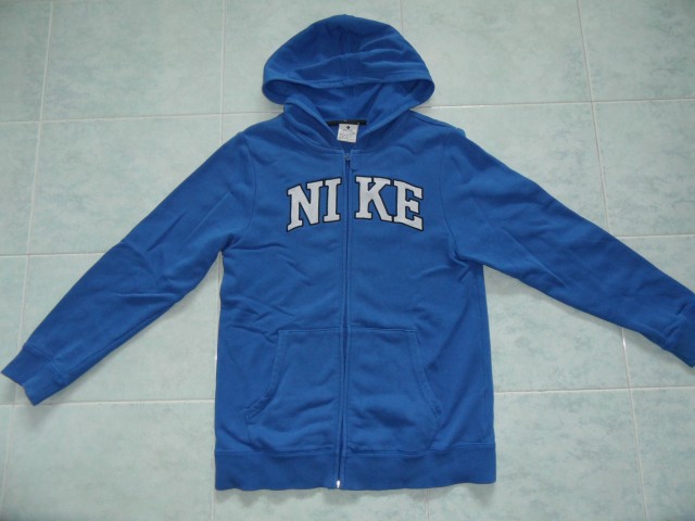 Nike original 152-158 (12-13) 3 eur